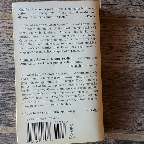 Fiction books - Picture 2 of 4